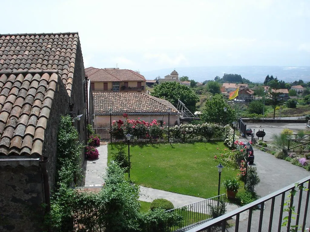 Farm stay La Pietra Antica O' Munti Hotel Puntalazzo
