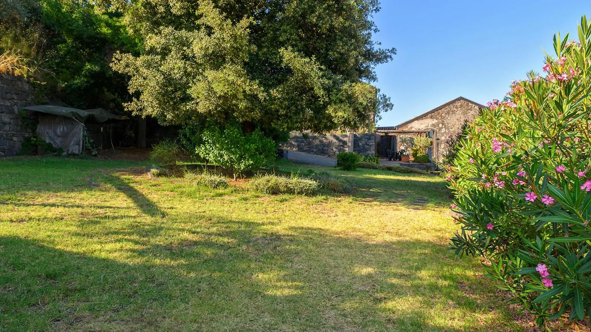 Farm stay La Pietra Antica O' Munti Hotel Puntalazzo