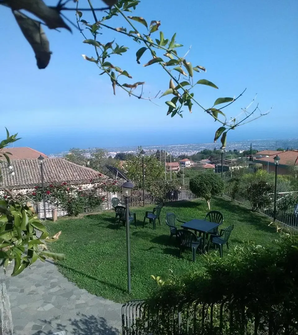 La Pietra Antica O' Munti Hotel Puntalazzo